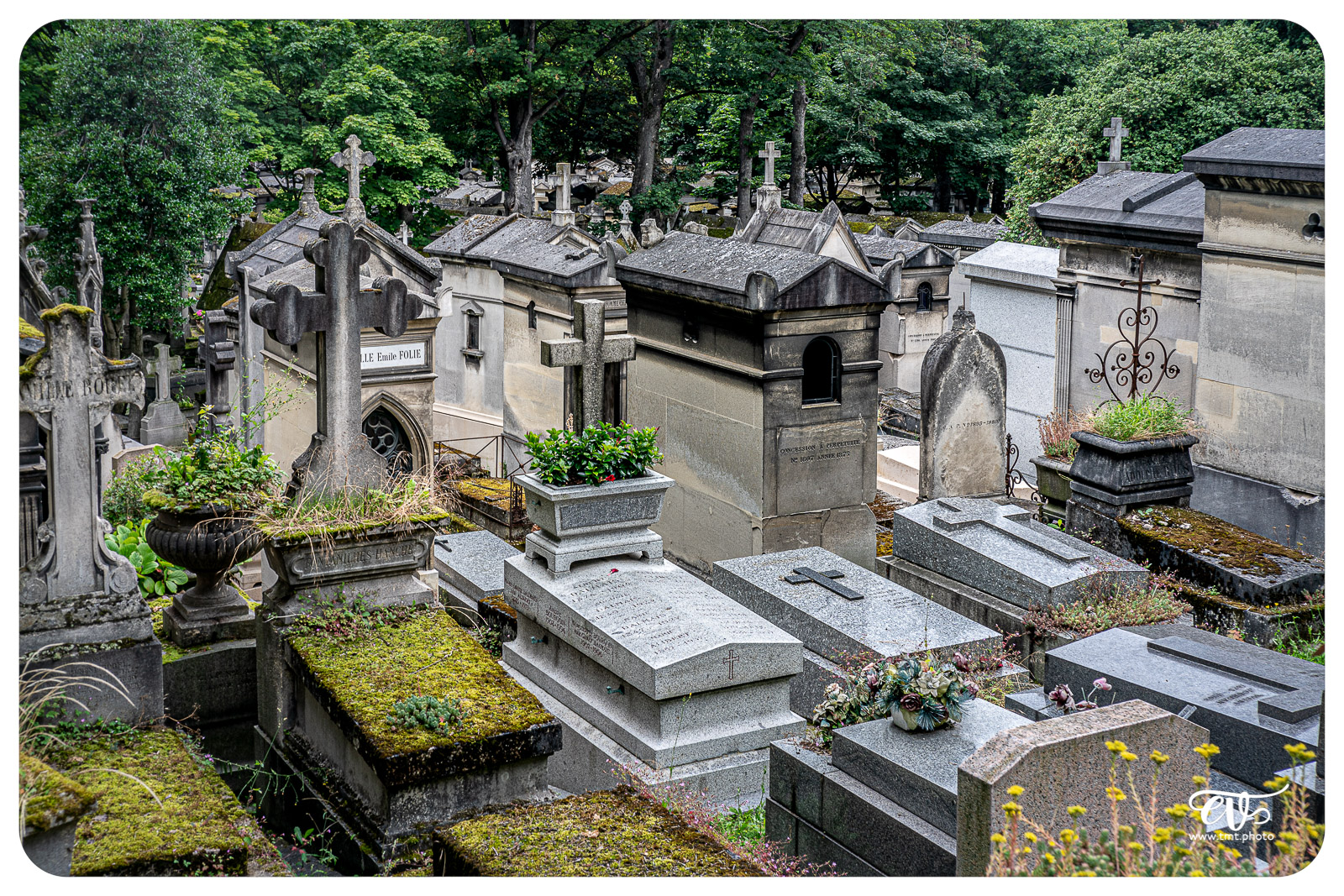 PERE LACHAISE