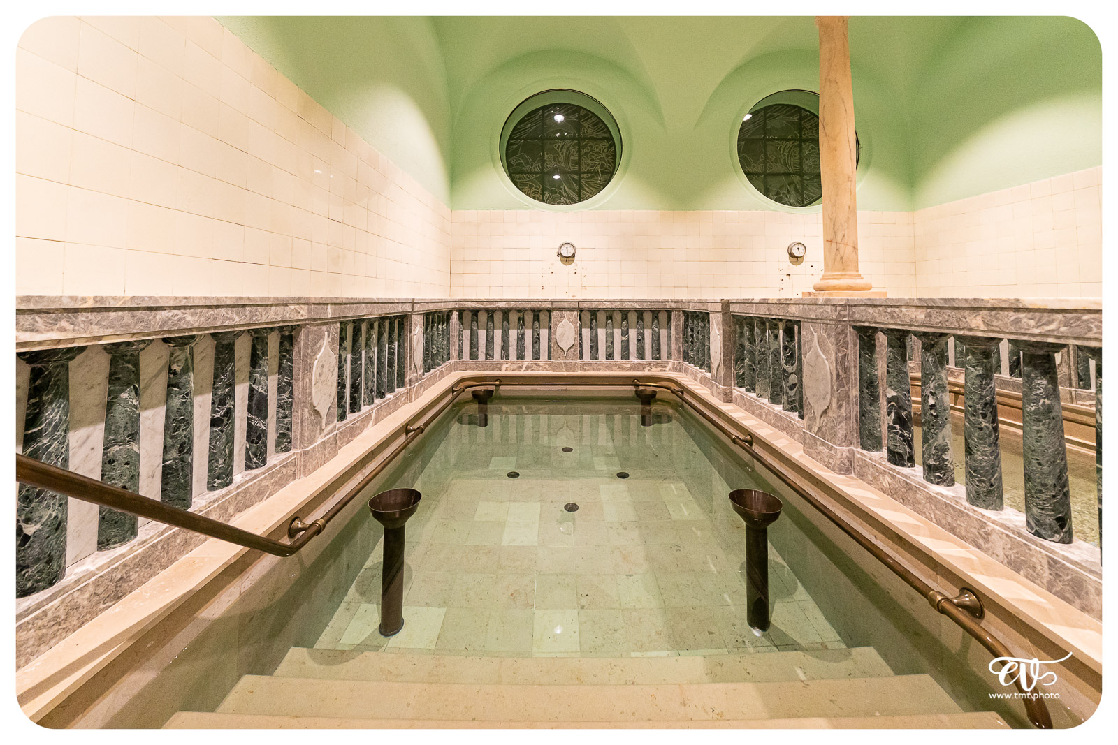 LES(NOUVEAUX) BAINS MUNICIPAUX DE STRASBOURG