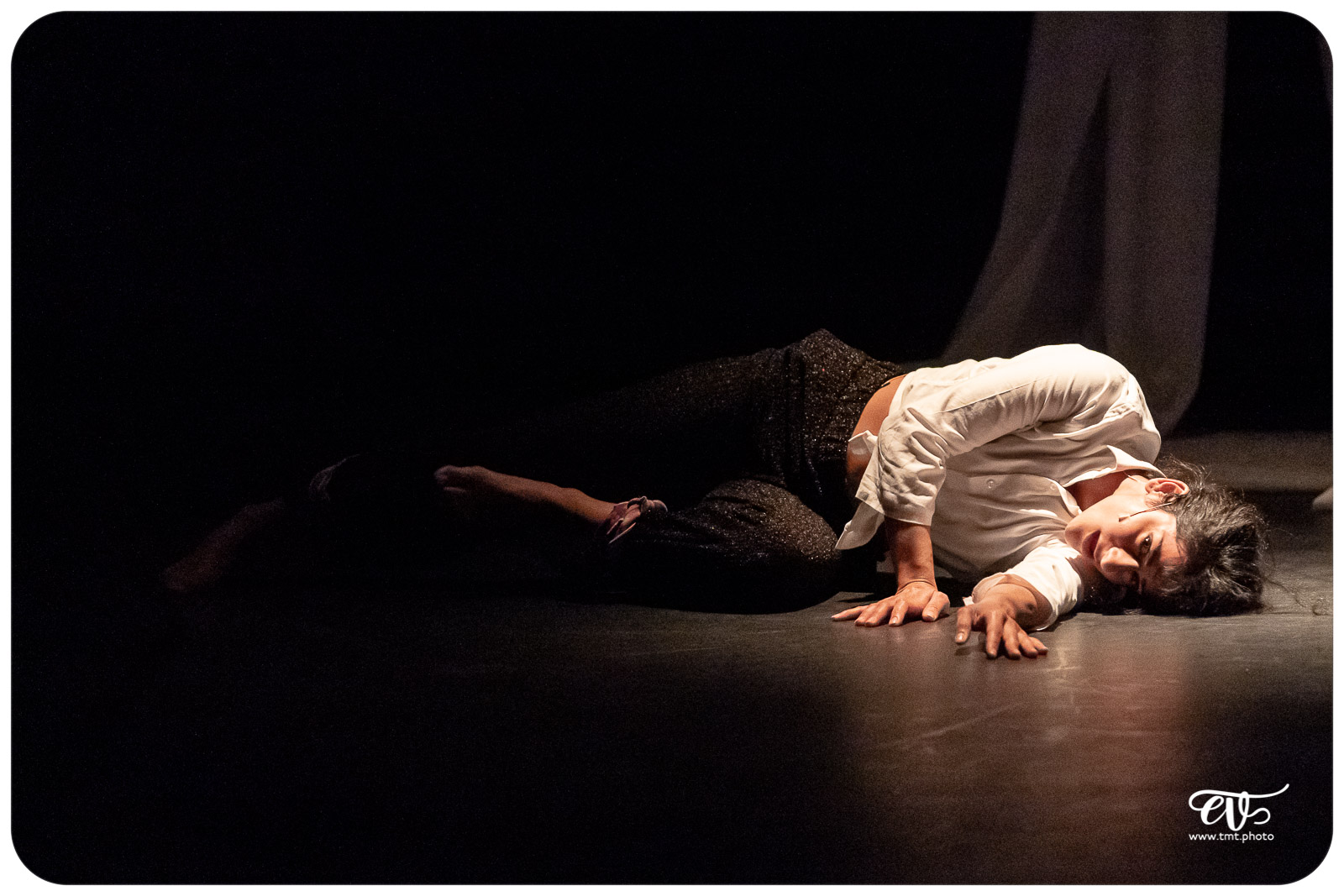 COSMOS (CIE LA MAIN DE L'HOMME)