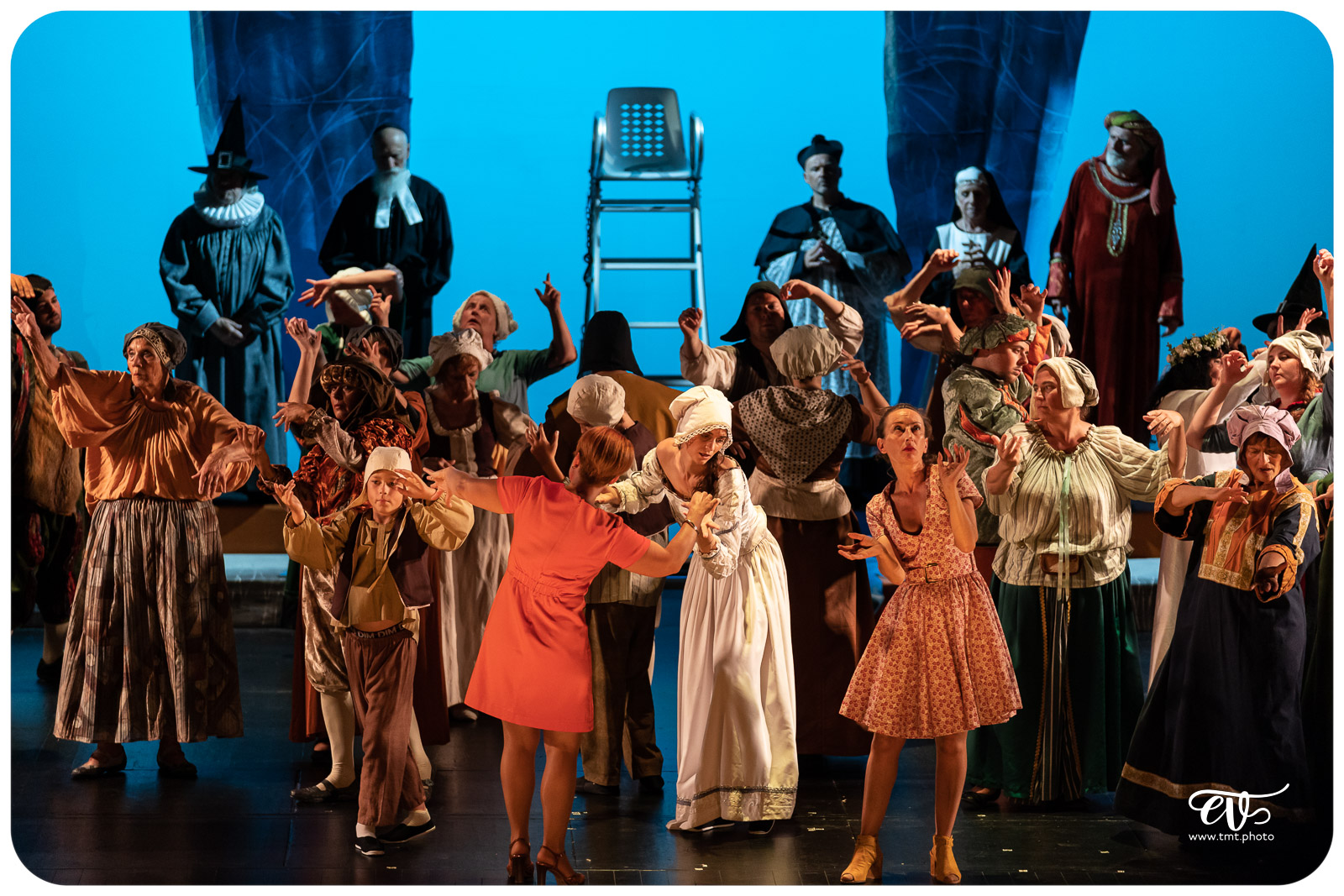 CHOREMANIA : LA DANSE DES FOUS (1518)