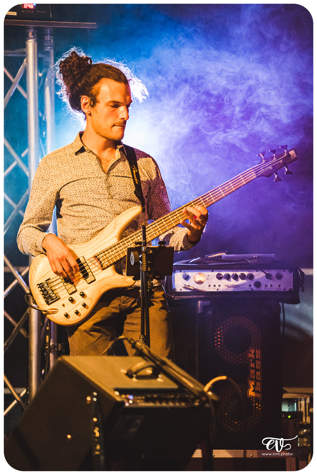 IL SUFFIRA... D'UNE SCENE