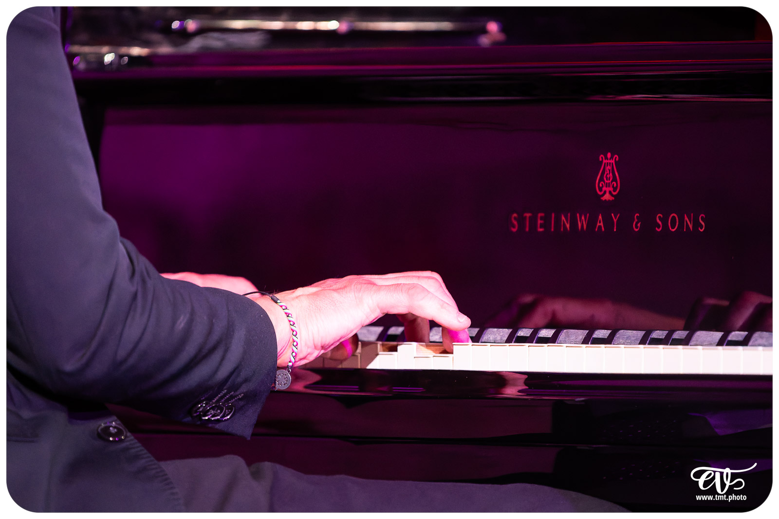 SÉLIA SETODZO & GRÉGORY OTT : NINA SIMONE L'ECORCHEE VIVE