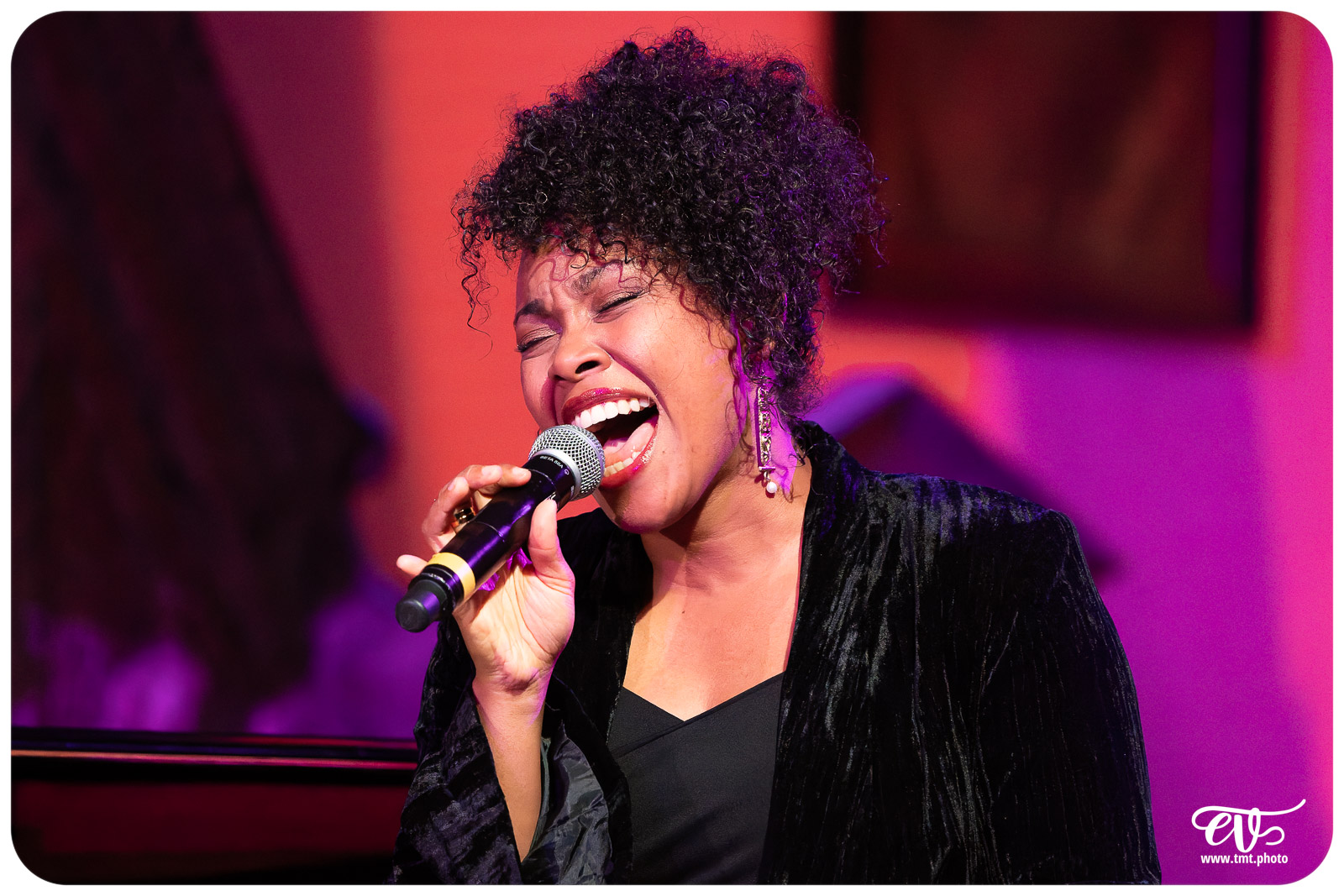 SÉLIA SETODZO & GRÉGORY OTT : NINA SIMONE L'ECORCHEE VIVE