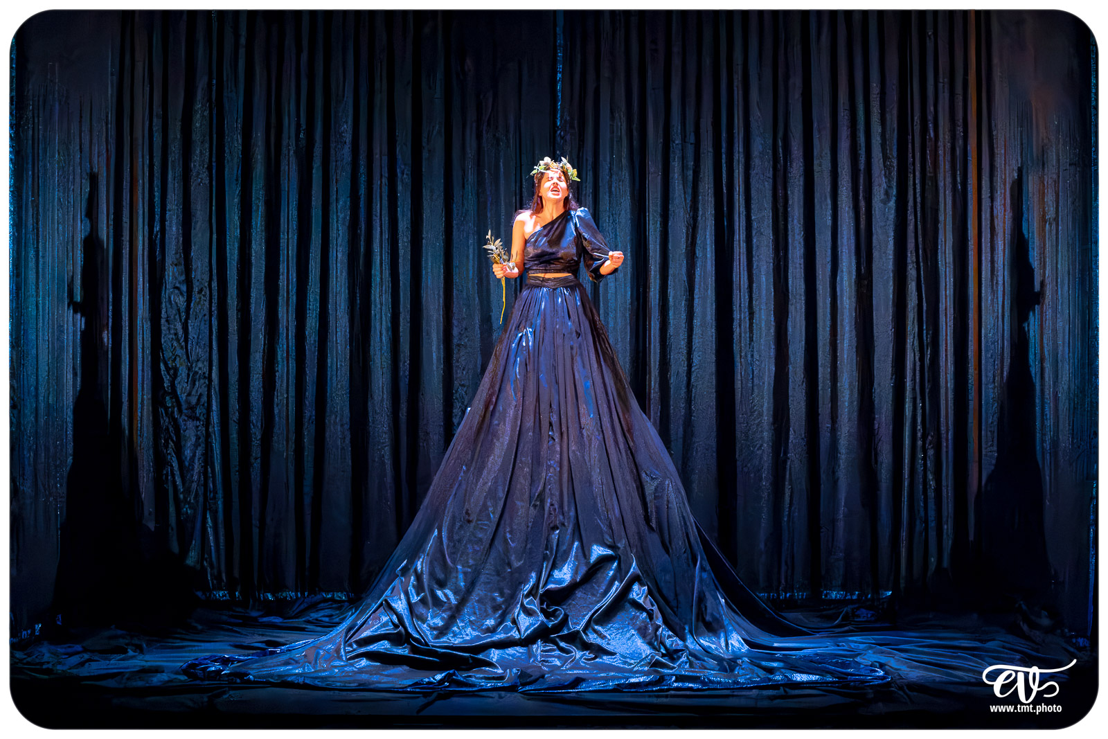 SARKHOLLANDE (COMEDIE IDENTITAIRE)